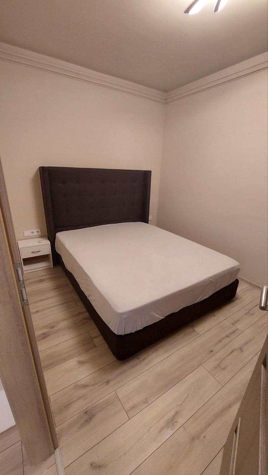 Hajnal Apartman Apartment Seghedin Exterior foto