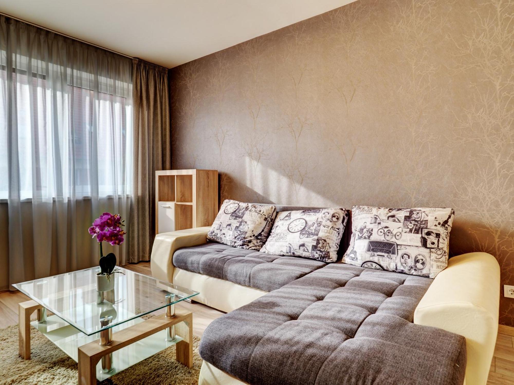 Hajnal Apartman Apartment Seghedin Cameră foto